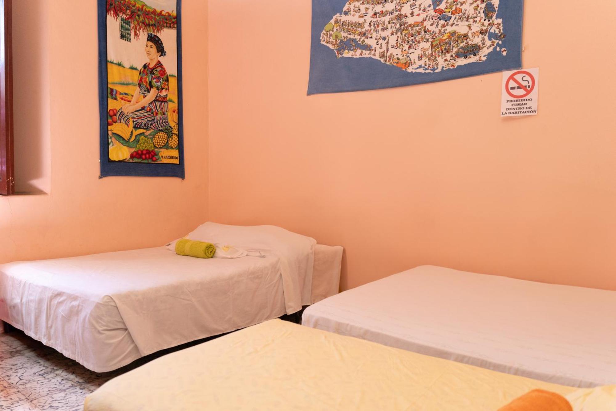 Hostal Delmy Suchitoto Luaran gambar